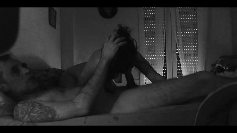 Hard & Rock cc: mặt mạnh bạo