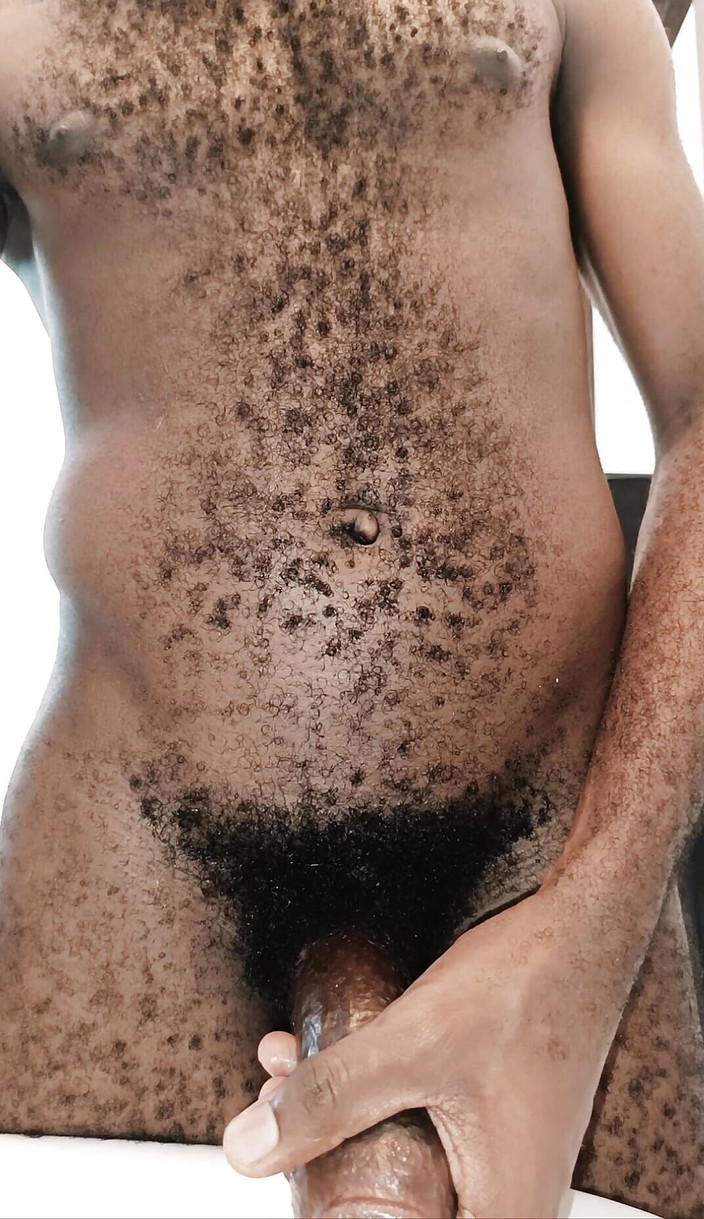 Ares Wolf: Pilna masturbacja czarnego faceta 2