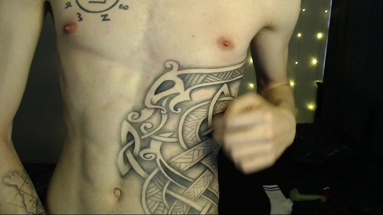 endo_wolf: Endo gioca con capezzoli e mollette e sega