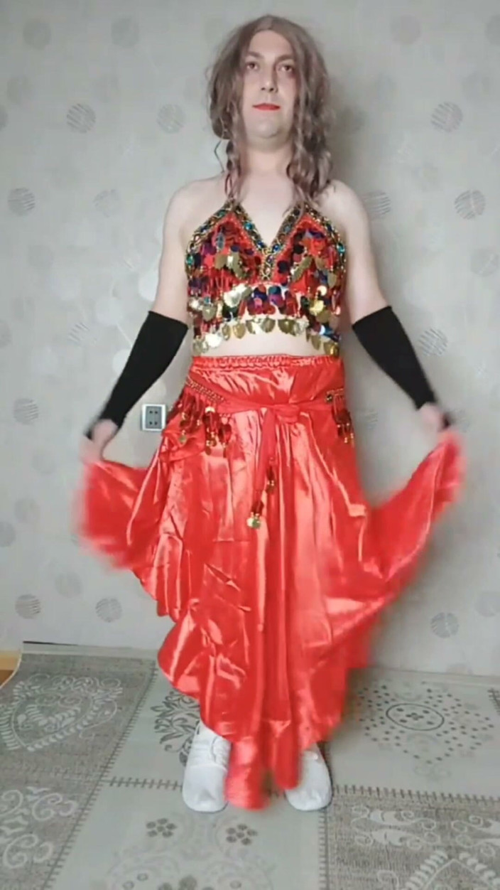 Kitty_Cross: Naughty Belly Dancer Hot Moves White Body