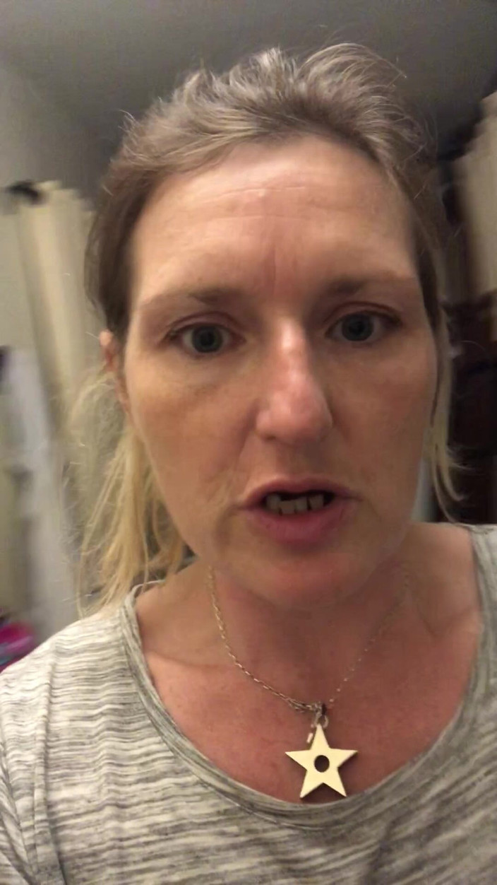 Pissing Paradise: Hampir Kepergok Sama Orang Asing