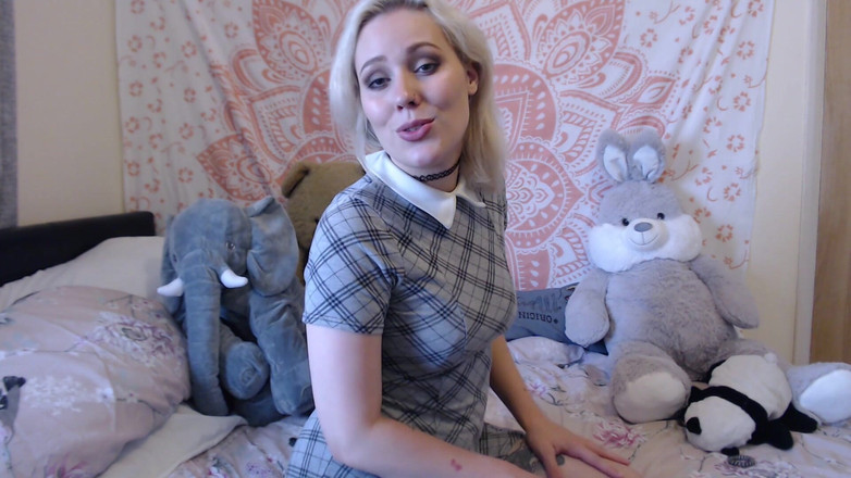 Ripley sweet studio: Velet üniversiteli kız yaşlı sapıkla alay ediyor