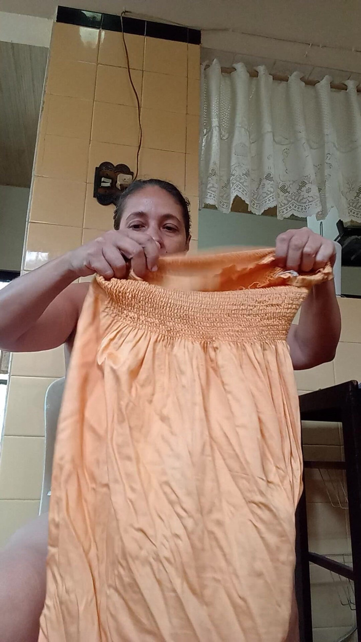 Vivi Barbieri: Come Take off My Dress