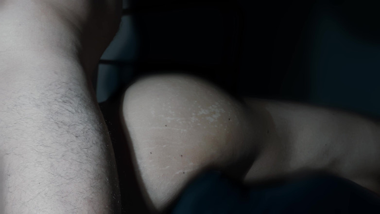 Jay_kate: 彼は後ろから私に乗り、肛門に射精した