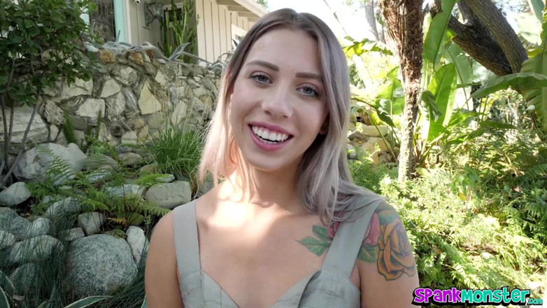 Spankmonster: Tiener ondeugende buurvrouw Chanel Grey magisch heerlijke kut creampie