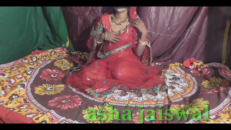 Girl friend2: Suhaag Raat della sposa con una voce hindi nella prima...