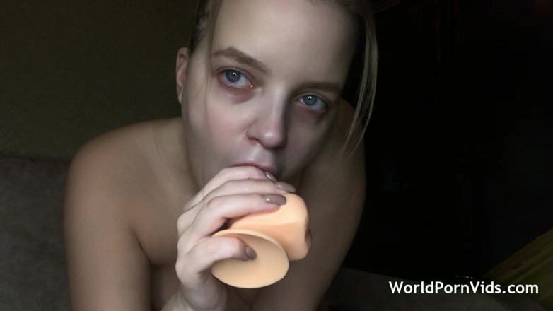 Selected worldwide porn: Do dziś nie wiedziałem, że moja 18-letnia przyrodnia siostra występuje na sex...