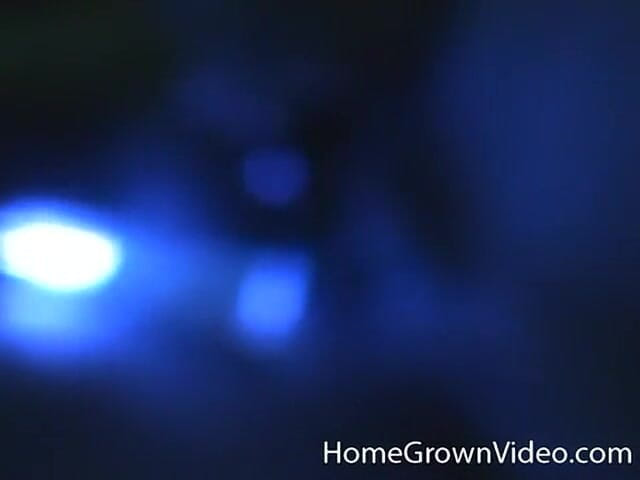 Homegrown BBW: Fun after shower with glow in the dark toys