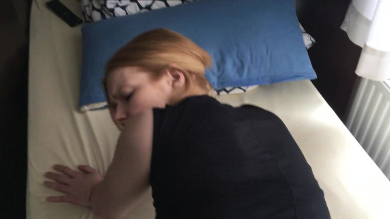 Spermalicious: Ostre ruchanie w pokoju studenckim