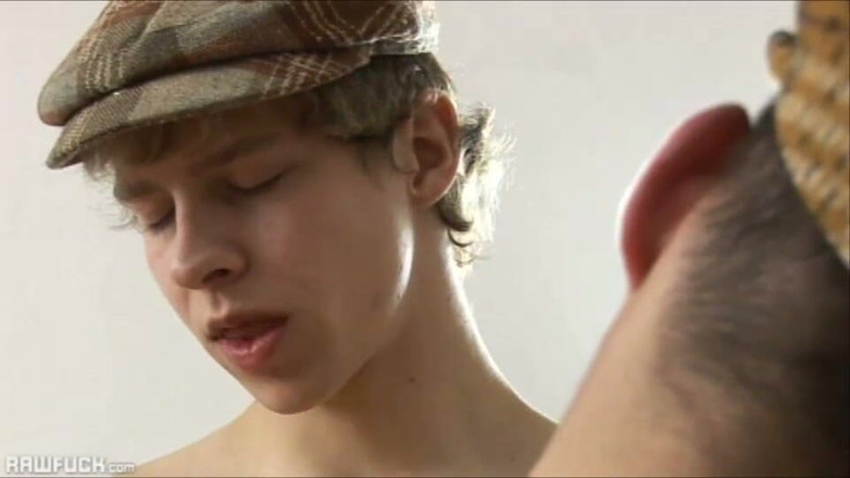 Raw Fuck: 교실에서 파비엔 로시 자지 따먹기