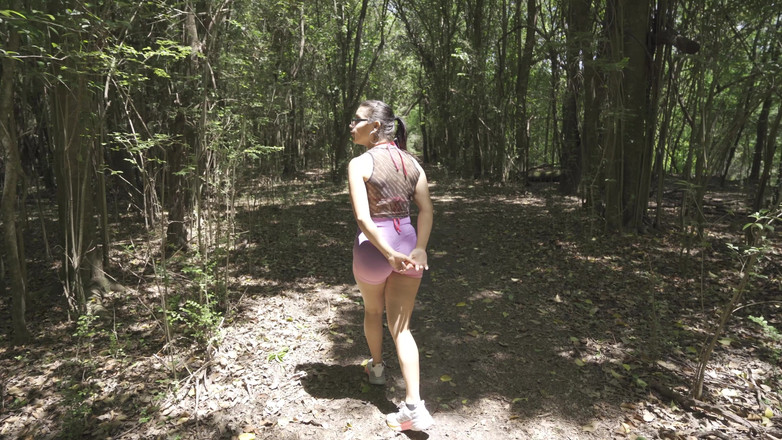 Sweet American: I Secretly Fucked My Friend's Girlfriend in the Mountains