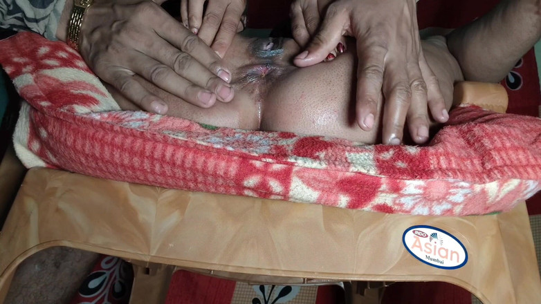 Sexy biwi: Hoy por primera vez hice que la cuñada se sentara...