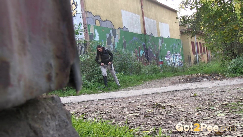 Puffy Network: Mear en las botas por Got2Pee donde las chicas vienen...