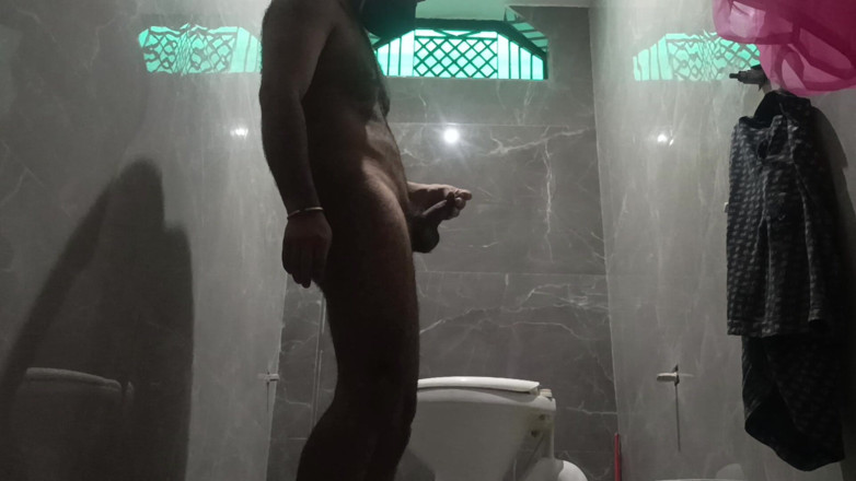 Sansuindia: Indian Devar Nude Toilet Dance