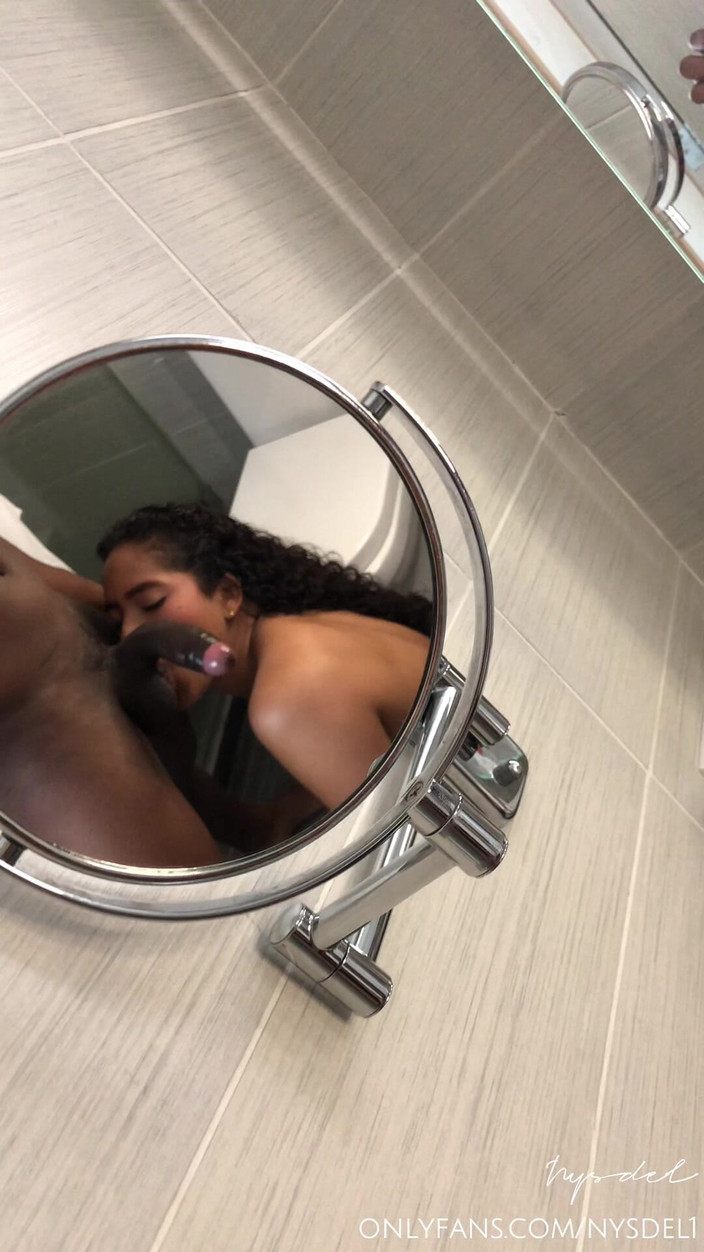 Nysdel: Girlfriend Enjoys Deep Blowjob -amateur Couple- Nysdel