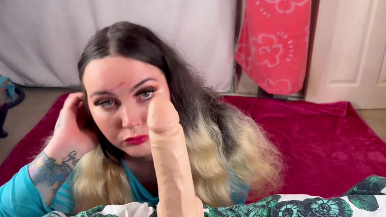 MissFFW: Manlief schuld betalen aan stiefvader met pijpbeurt diep in keel