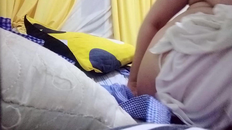 Manywka: Ho trovato mia moglie a giocare con la figa