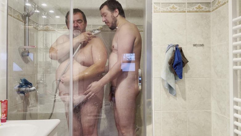 Aimeronds: Mandi lebih baik dengan seorang pria