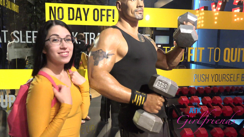 ATK Girlfriends: Pertemuan Maya dengan Alex Coal di Wax dan Muzium Diri