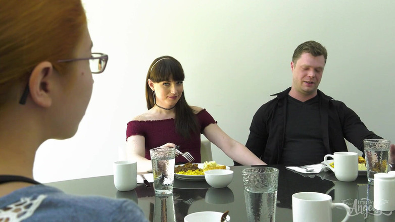 Trans Angels: Transangels - Sora curvă a iubitelor mele - Mike Panic, Natalie Mars