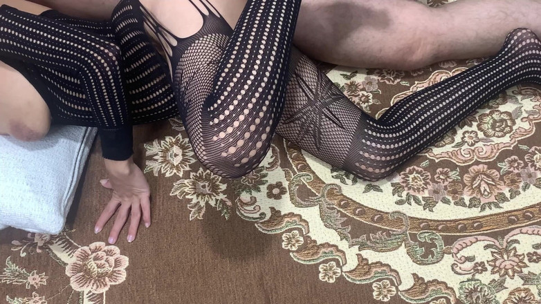 Lovely Honey: Saya dikongkek keras dalam pepek ketat saya - awek Iran