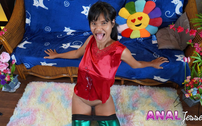 Jesse Thai: एशियाई सौतेली मम्मी गांड चुदाई के लिए सौतेले बेटे को चिढ़ाती है