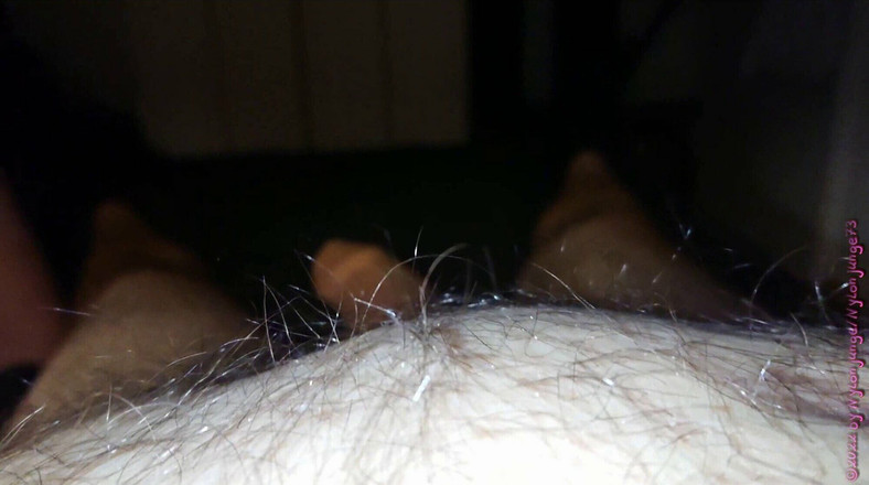 Carmen_Nylonjunge: 给小双性恋鸡巴授精