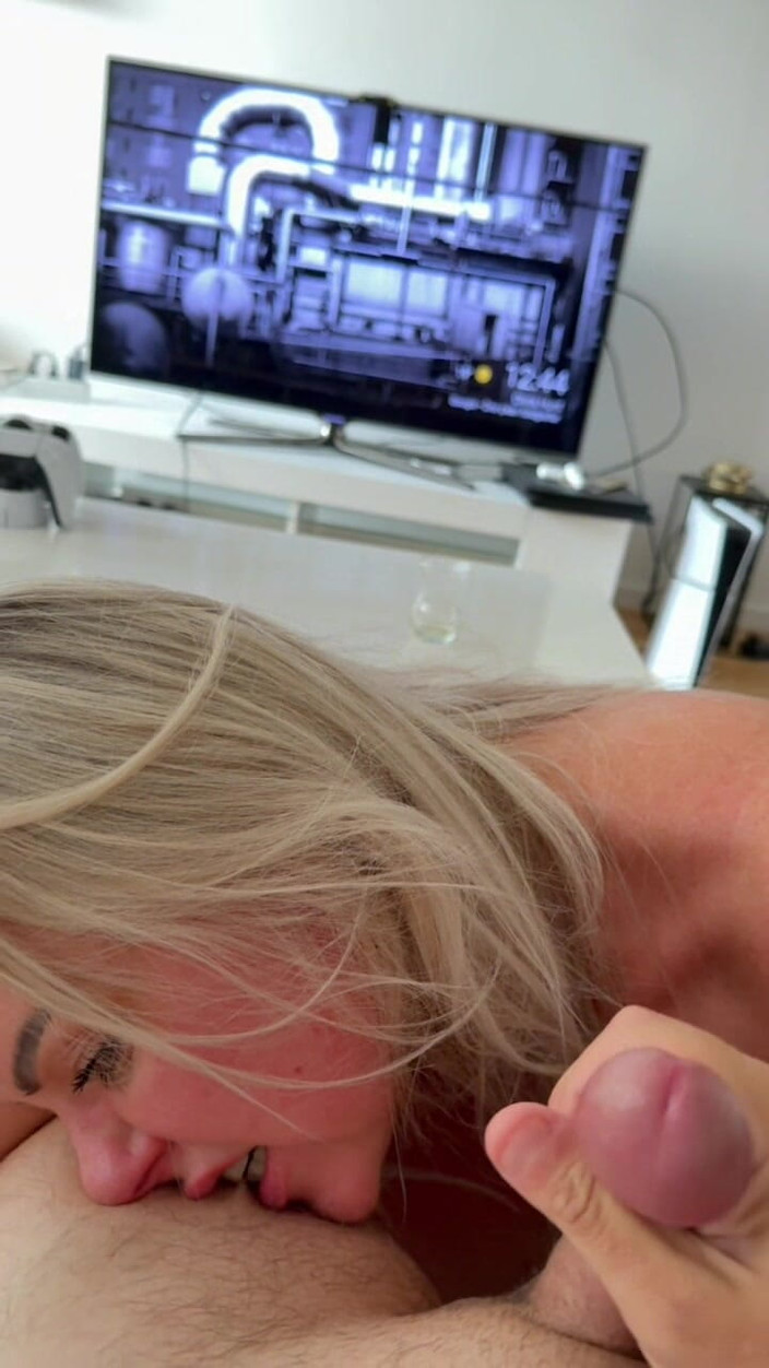 Barre: Kompilasi Dengan Dubur Blonde Memancut Mani Dan Mandi Emas