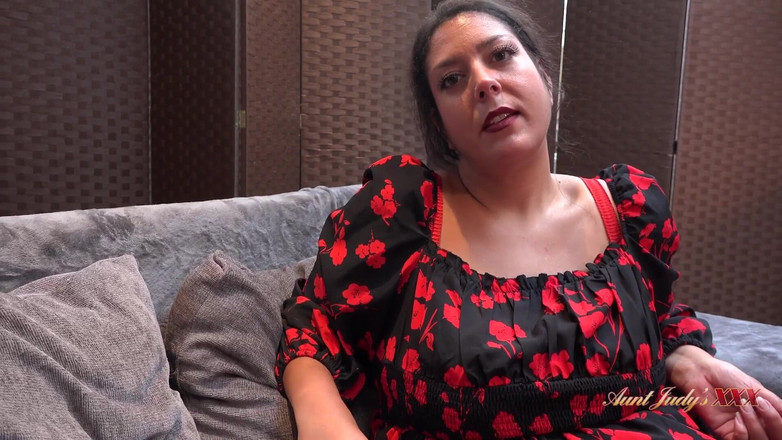 Aunt Judy's XXX: CiociaJudysXXX - Busty BBW Szef Lady Cassy wywiady z tobą dla...