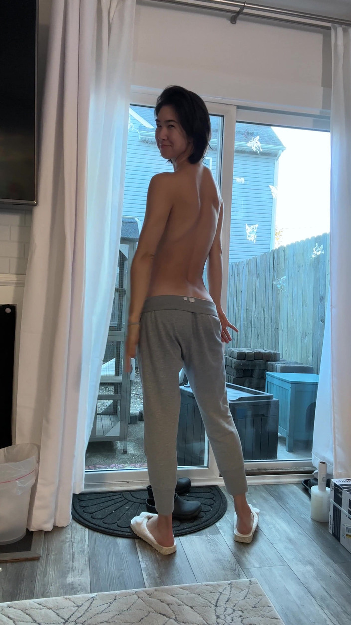 Ms_Emmy_Lynn: Mam nadzieję, że sąsiedzi nie mają nic przeciwko