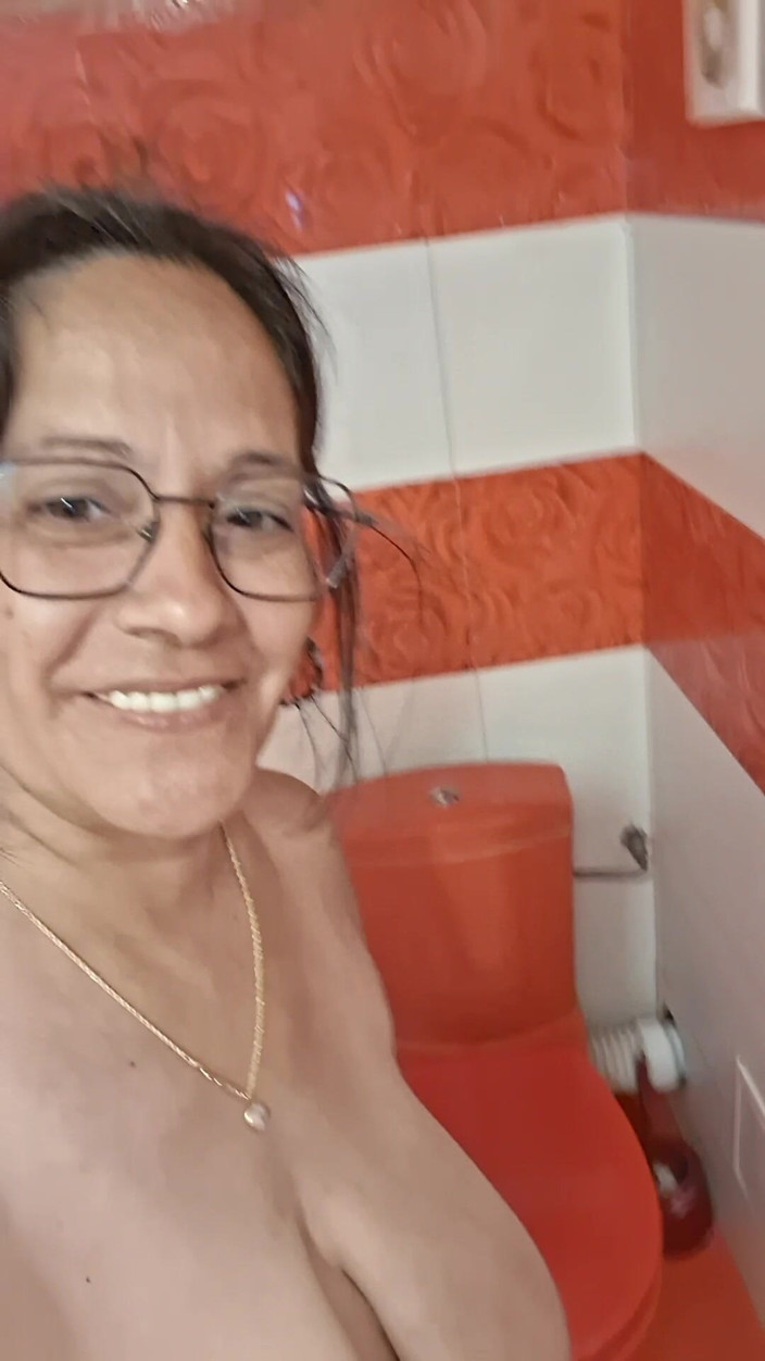 Randy and Deria: Daily Wet- Four
