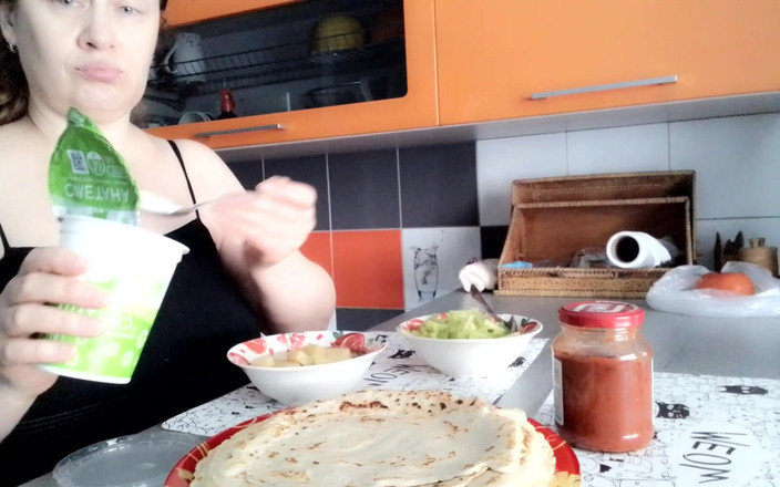 VikkiGeorgia: Saya Makan