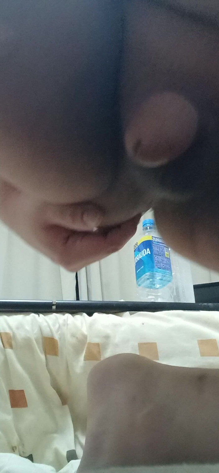 kei chan: Еякуляція під час масажу ануса