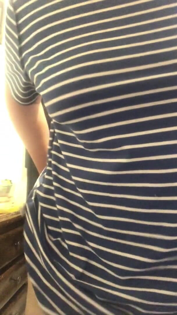 Loola et jim: Look my boobs