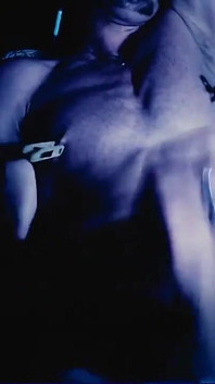 Suc de spermă pe buze