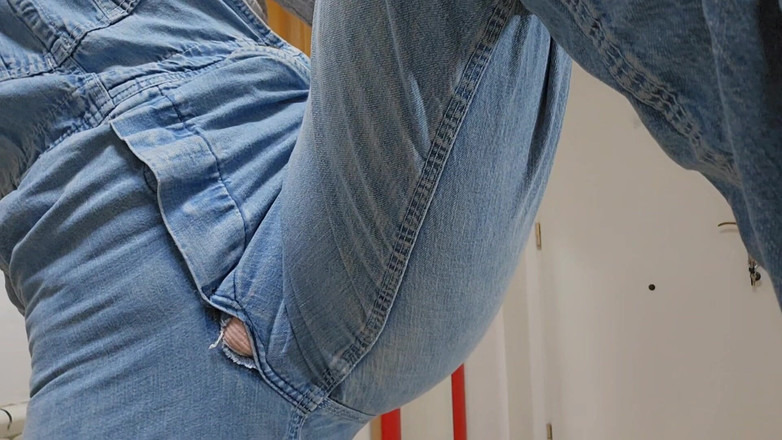 dafnedenoch: Я пукаю на свої джинси Lee Comcomsuit