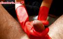 Meline Cherie: Handjob mit meinen roten haushaltshandschuhen