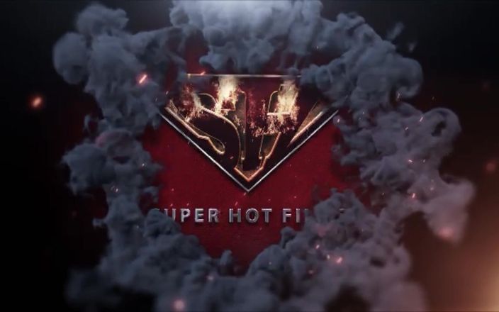 Super Hot Films: リサ・リベラは彼女の男と彼の親友に犯されます