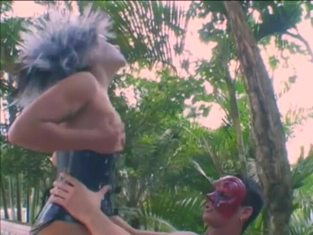 Fuck me Hard: Slut in heavy make up gets hard schlong in her...