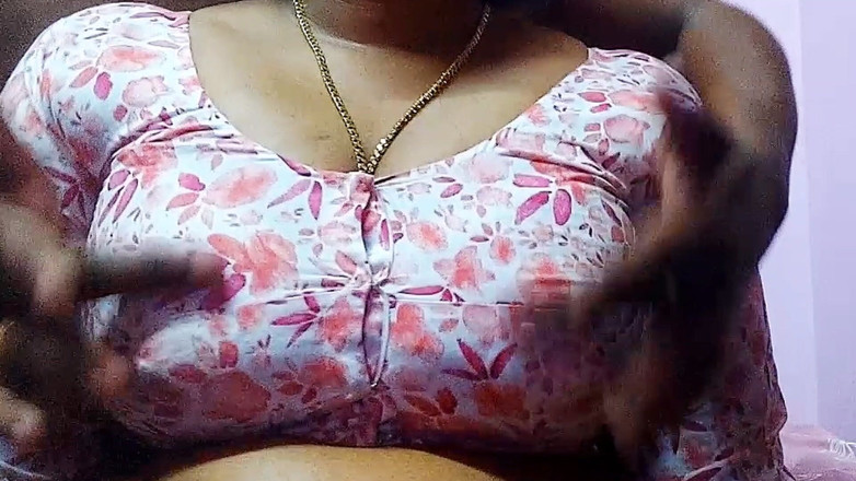 Desi Mohini: Fidanzata indiana bhojpuri con il fidanzato sesso hardcore.
