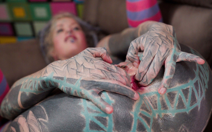 Z-Filmz: Anuskatzz testuje svého nového porno herce