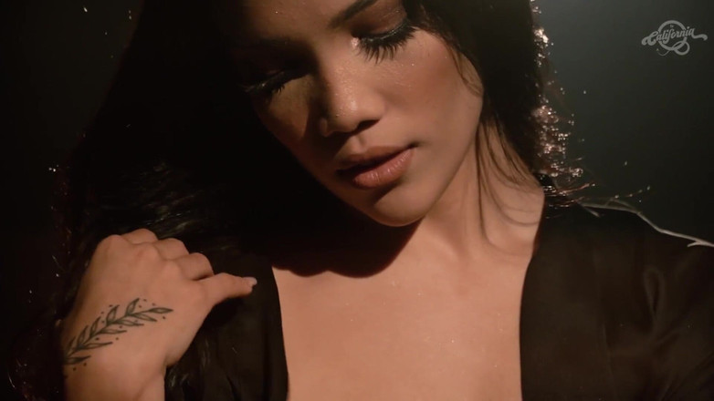 California TV: Strip-tease - Japa Nordestina