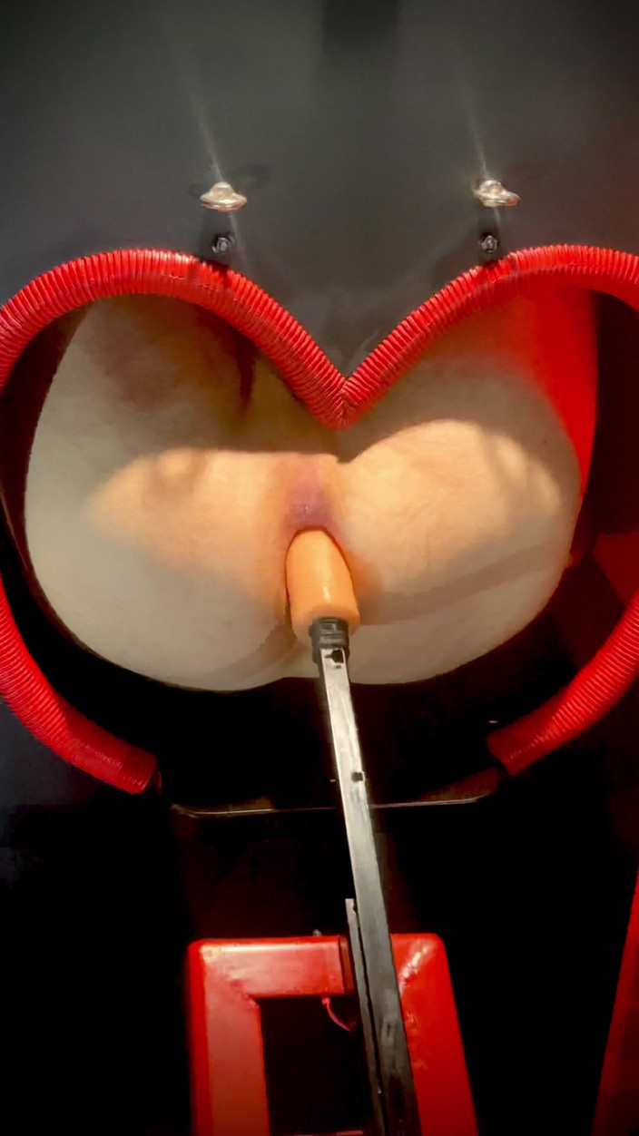 RedBlack: 내 보지를 혀로 따먹어 즐거운 감정을 갖고 건강해!