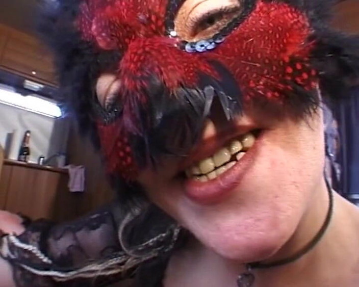 BB Video - Vintage Story: Duitse milf amateur lesbische grote borsten bbw seksspeeltjes