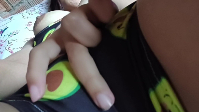 Yuli and tony: Teen masturbiert und berührt ihre reiche muschi