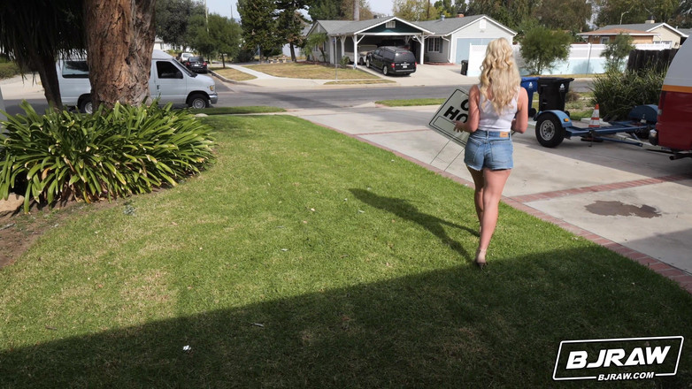 BJ Raw: Au service de Sadie à l’éjac