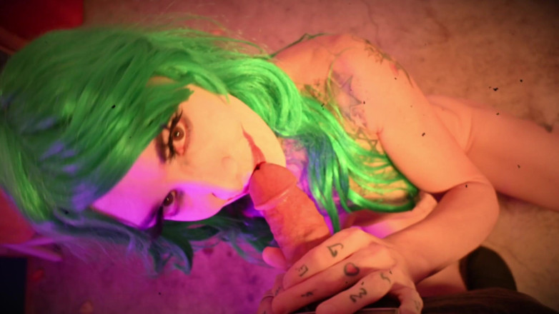PNW Porn: Coringa chupa pau, uma maquiagem cosplay facial