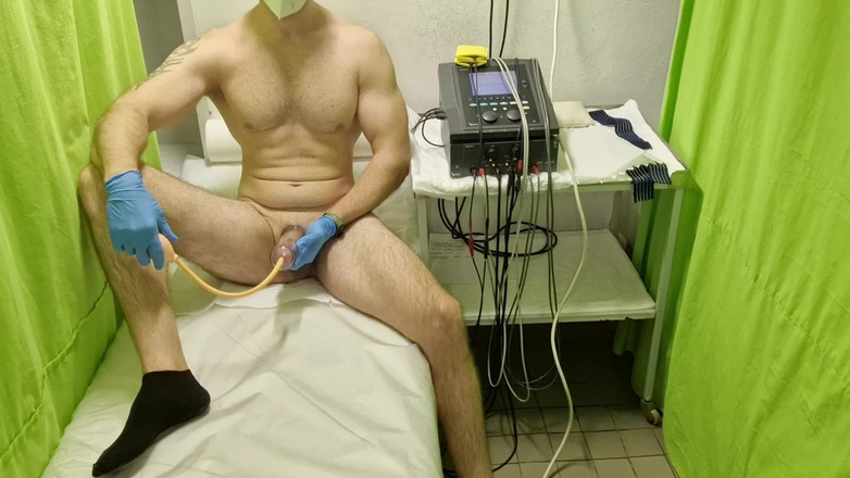 Armagedonxxl: पहली बार लिंग उत्तेजना पर इलेक्ट्रो और अंत में वीर्य के साथ हस्तमैथुन