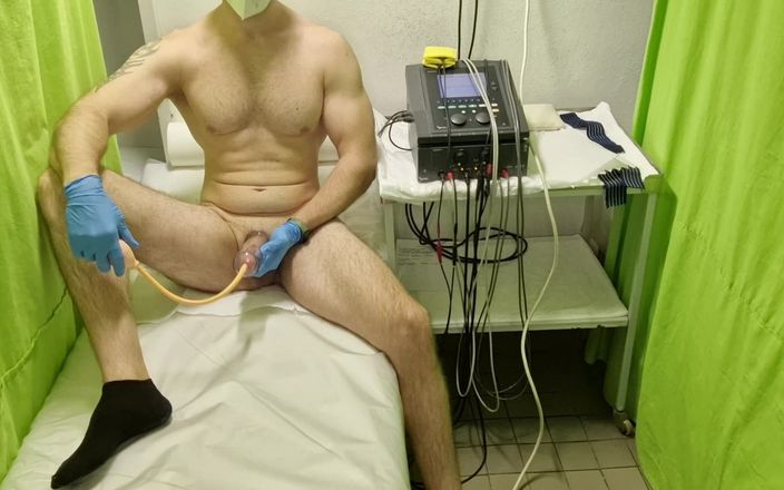 Physexiotherapy: Primera vez electro en estimulación del pene y masturbación con...