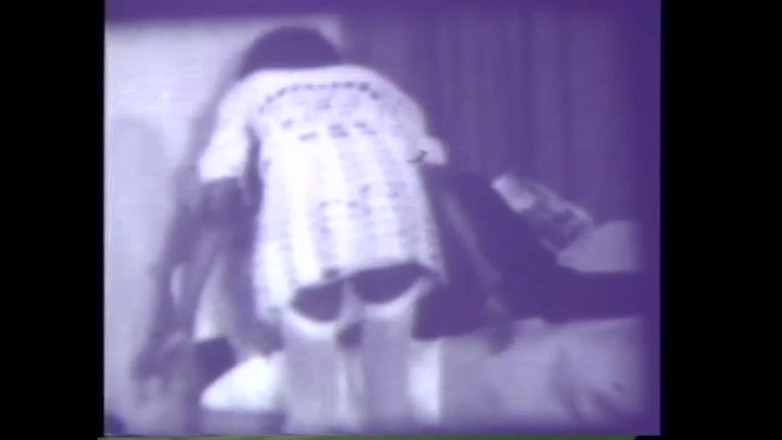 Vintage megastore: Clitoris gustos și seducător